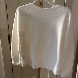 Uniqlo White Knit Crewneck Top